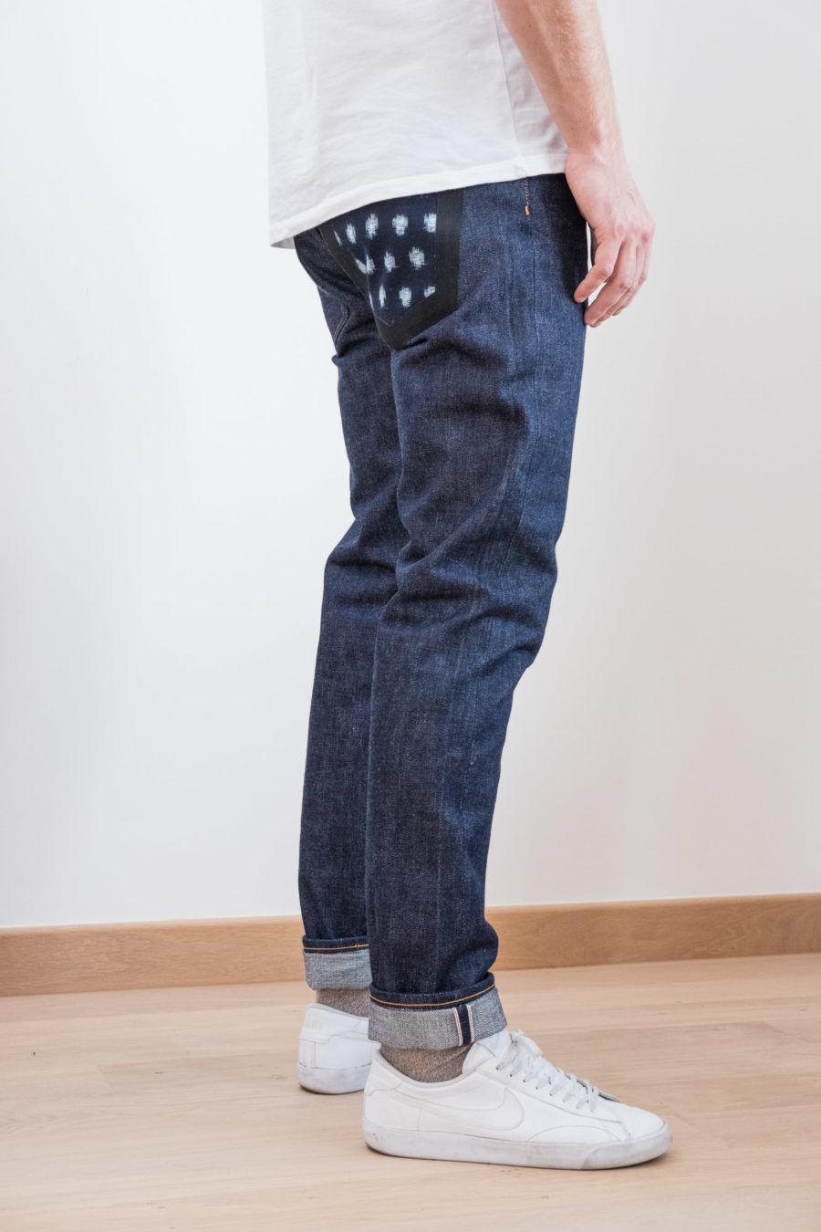 PHI01_C13 – phi. denim